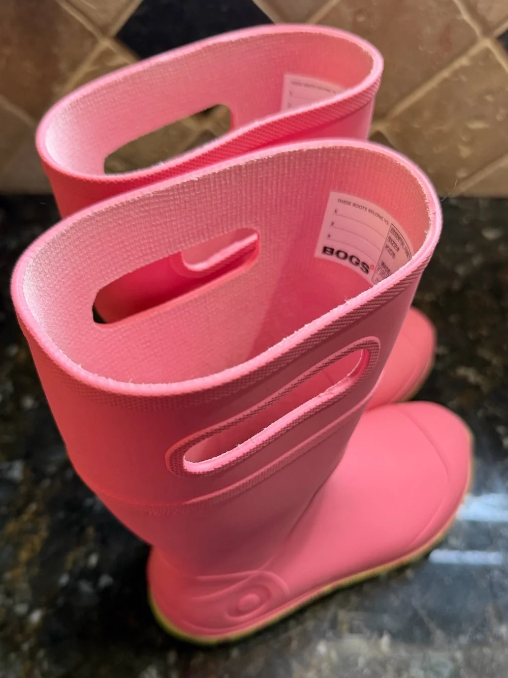 Barely worn Kids BOGS pink & green rainboots